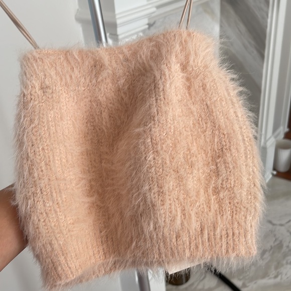 Zara fluffy crop top in light pink - Picture 6 of 6